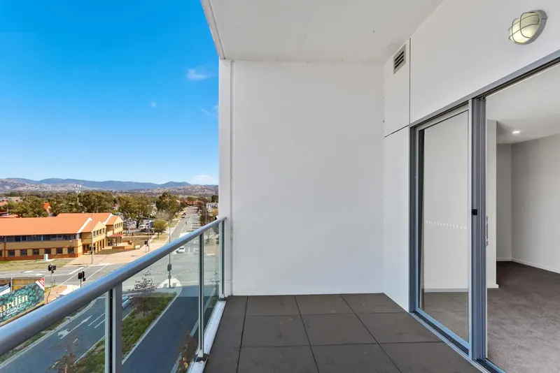 137/35 Oakden Street, Greenway, photo 11