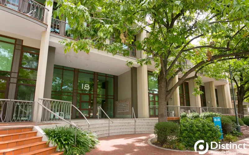 2/18 Captain Cook Crescent, Griffith
