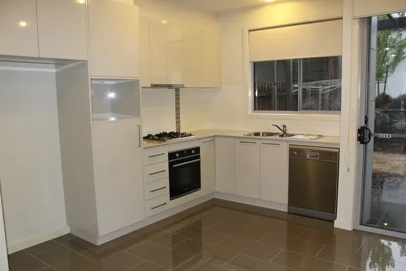 14 Errol Street, Crace, photo 2