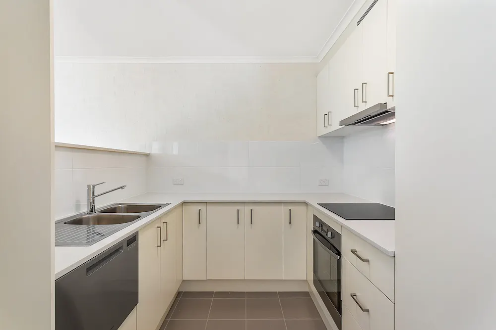 4/38 Bootle Place, Phillip, photo 1