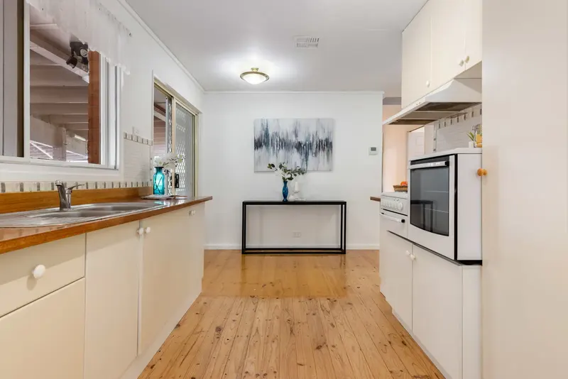 15 Allwood Street, Chifley ACT 2606, photo 6