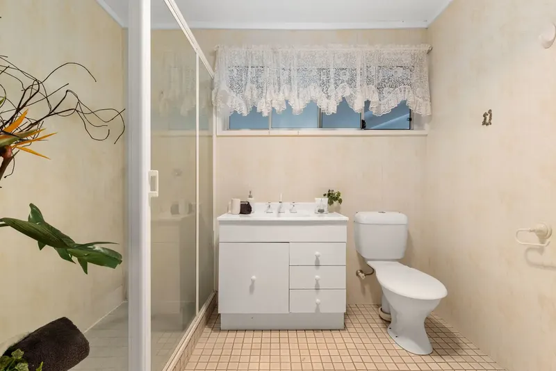 15 Allwood Street, Chifley ACT 2606, photo 11