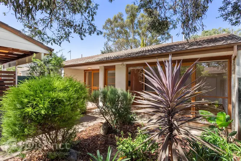 25 Renny Place, Belconnen, photo 2
