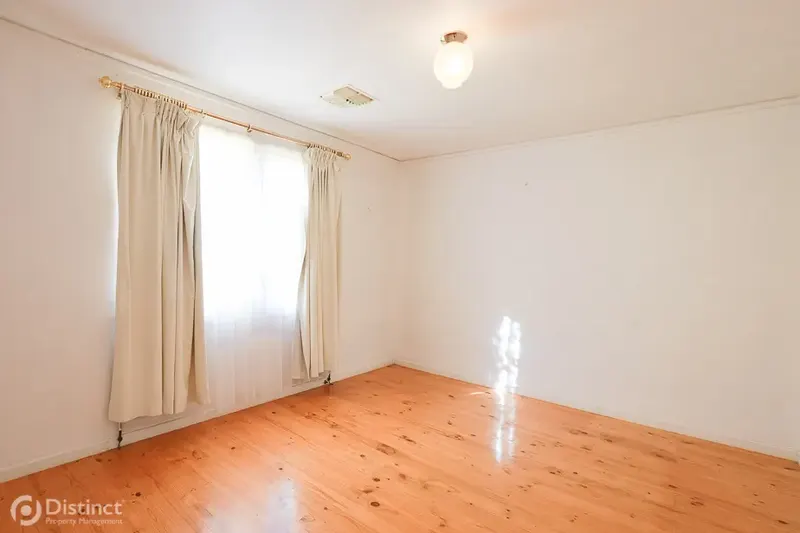 15 Allwood Street, Chifley, photo 9