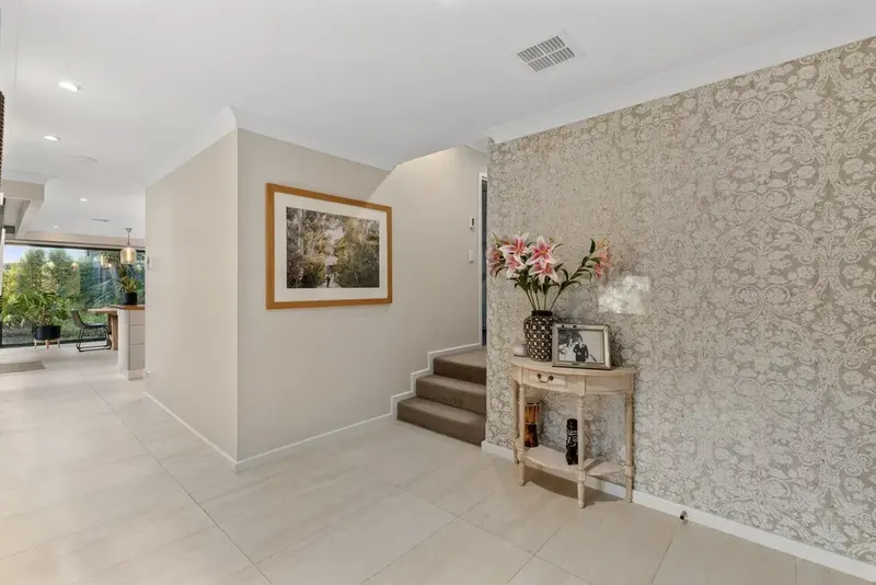 58 Carstensz Street, Griffith, photo 13