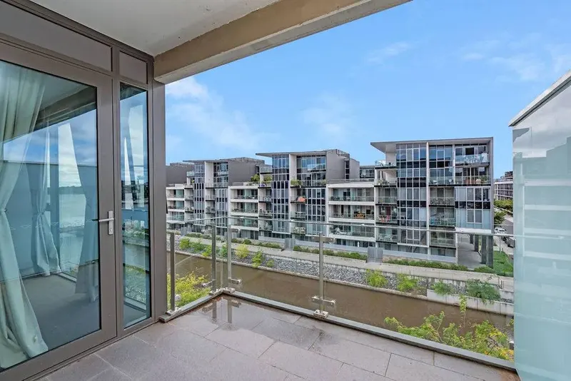 24/21 Eastlake Parade, Kingston, photo 8