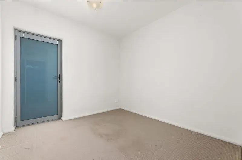 28 Eckley Street, Gungahlin, photo 5