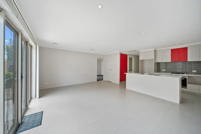 93 Ormiston Circuit, Harrison, photo 3