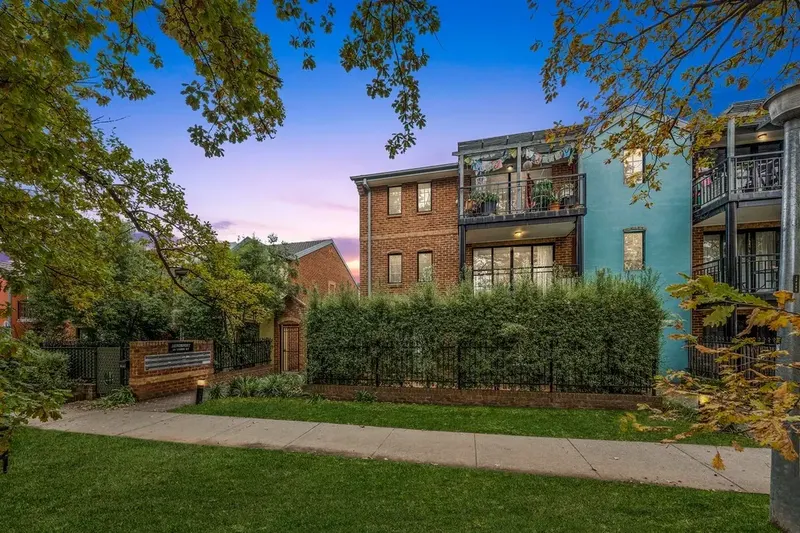 54/19 Ijong Street, Braddon, photo 1