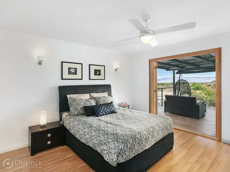 118 Jackie Howe Crescent, Macarthur, photo 6