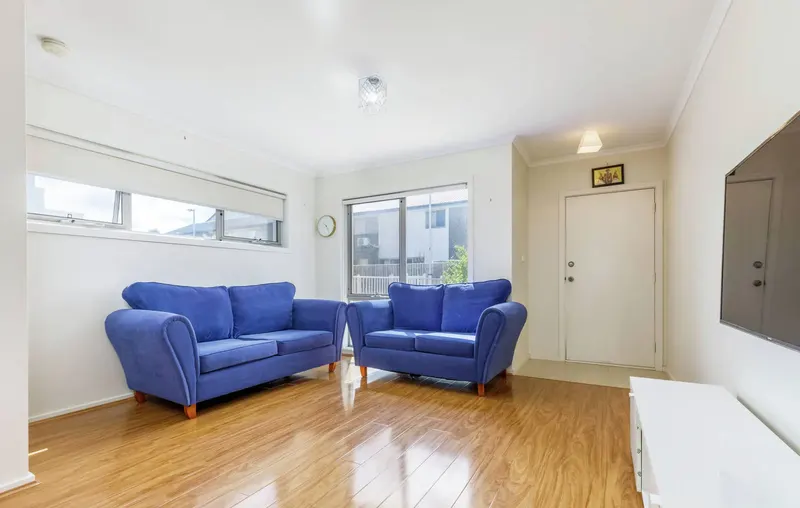 24/20 Clare Burton Crescent, Franklin, photo 3