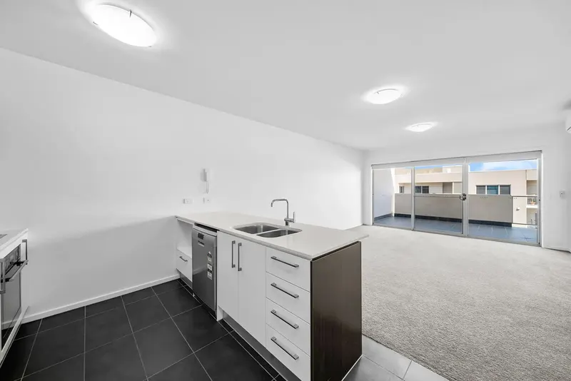 128/51 Catalano Street, Wright, photo 6