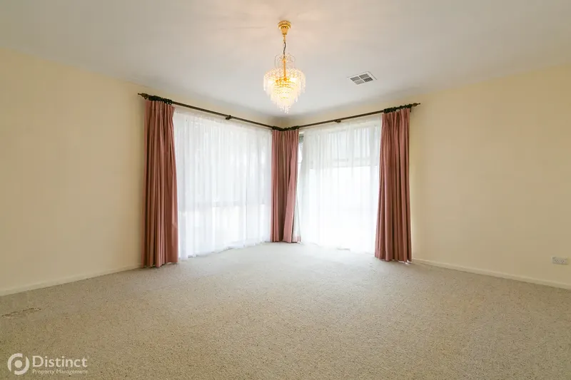 30 Robson Street, Garran, photo 4