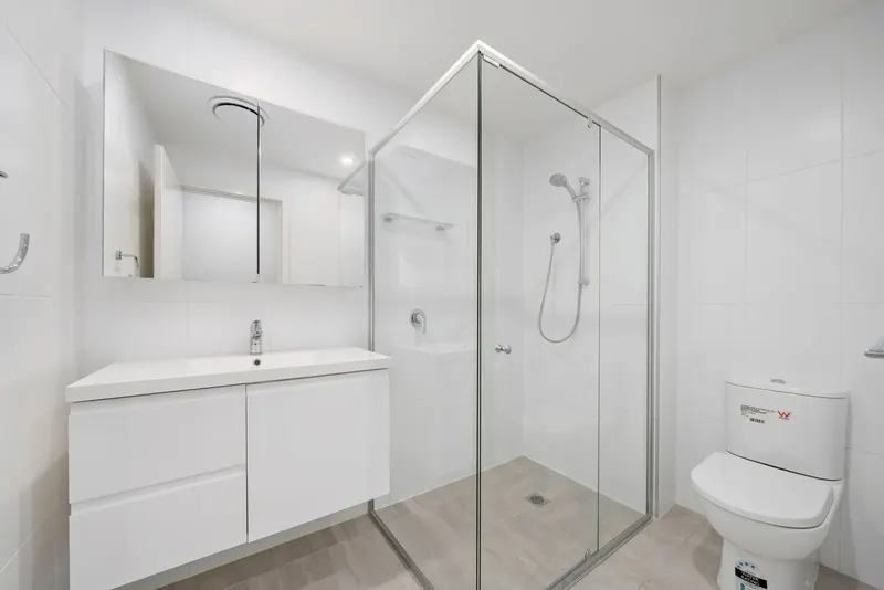 2/109 Canberra Avenue, Griffith, photo 8