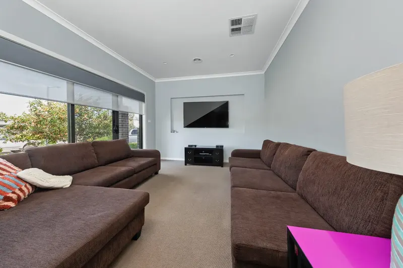 11 Metcalf Street, Googong, photo 5