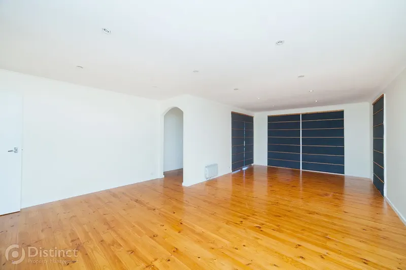 70 Nemarang Crescent, Waramanga, photo 4