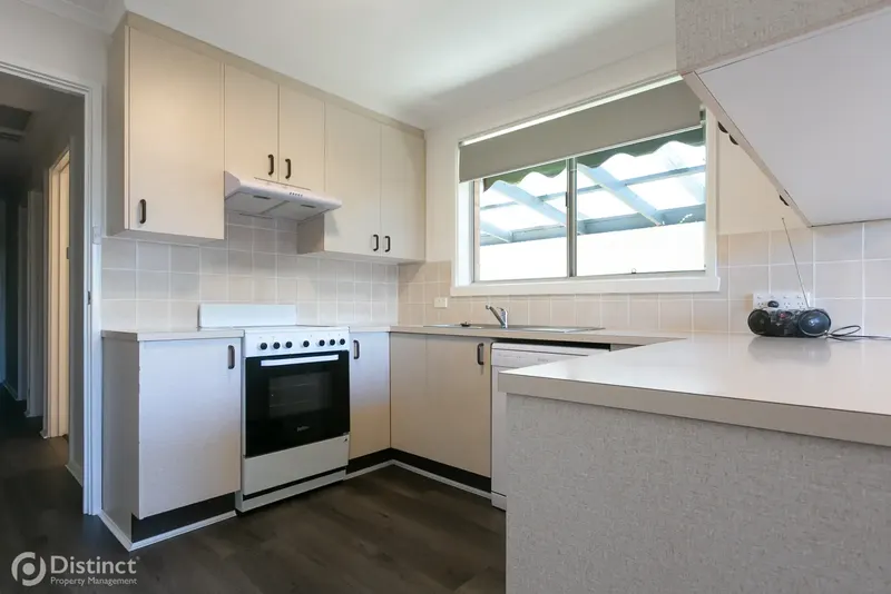 6 Forsyth Place, Charnwood, photo 3