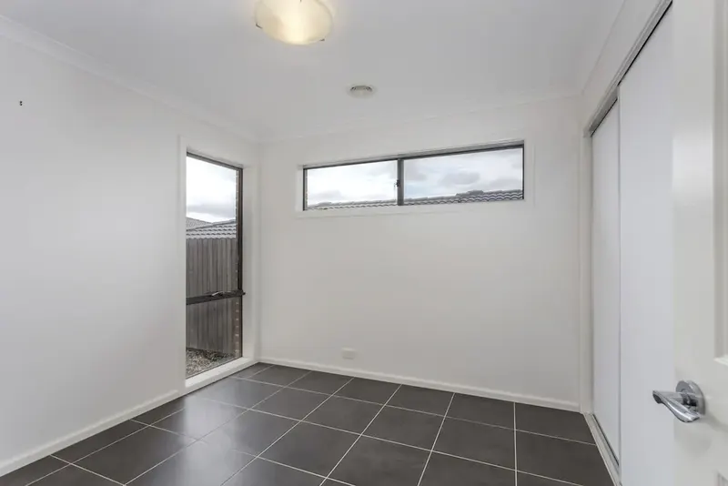 12 Hugh Gilchrist Street, Casey, photo 11