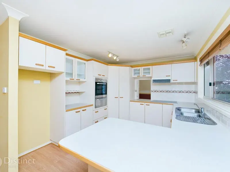 35 Templestowe Avenue, Conder, photo 2
