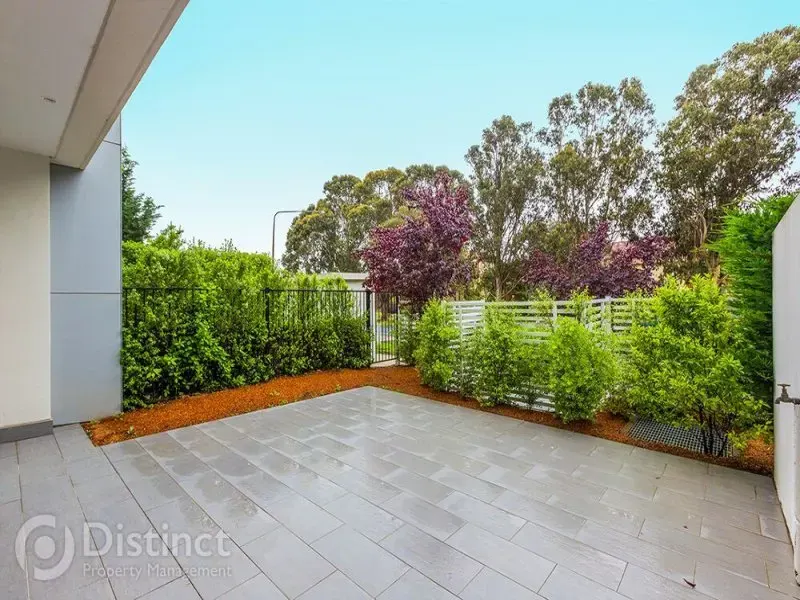 2/28 Canberra Avenue, Forrest, photo 12