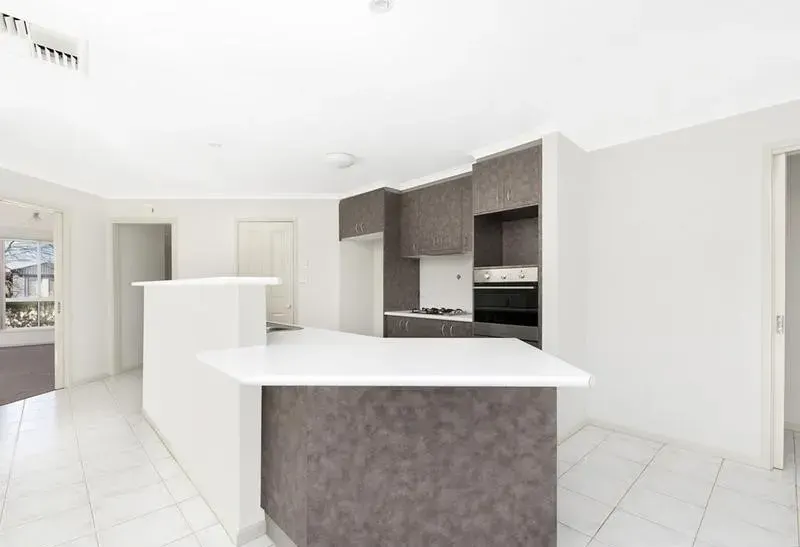 20 Petersilka Street, Gungahlin, photo 2