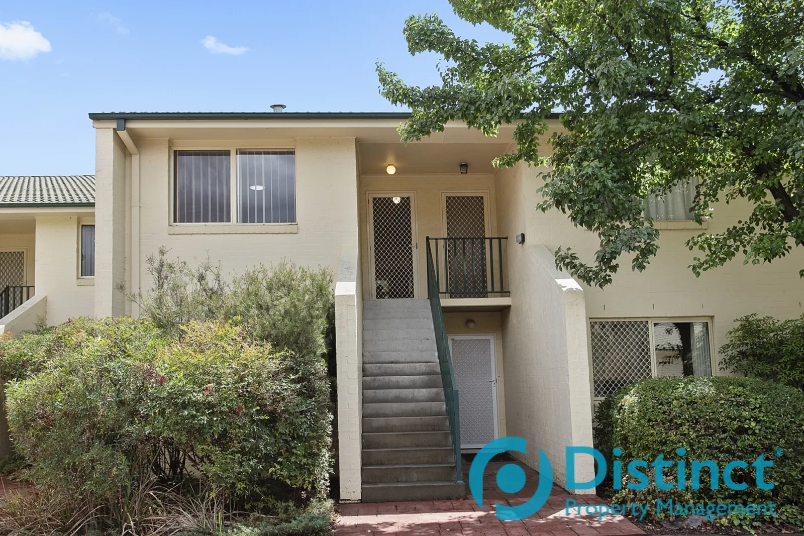 11/12 Albermarle Place, Phillip, photo 1