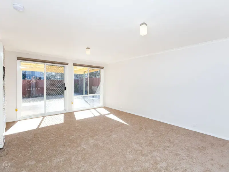 4/4 Yarrawonga Street, Ngunnawal, photo 3
