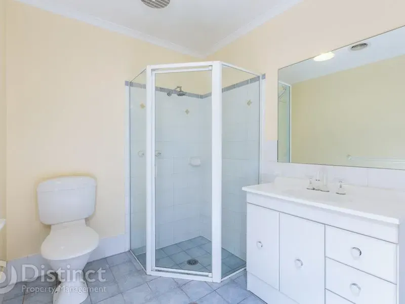 16 Ironbark Circuit, Jerrabomberra, photo 7