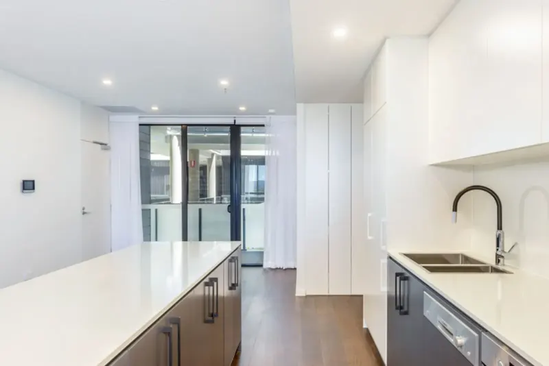 305/34 Eyre Street, Kingston, photo 2