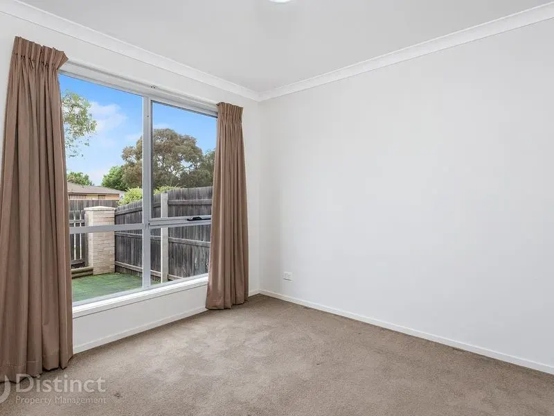 212 Kerrigan Street, Dunlop, photo 5