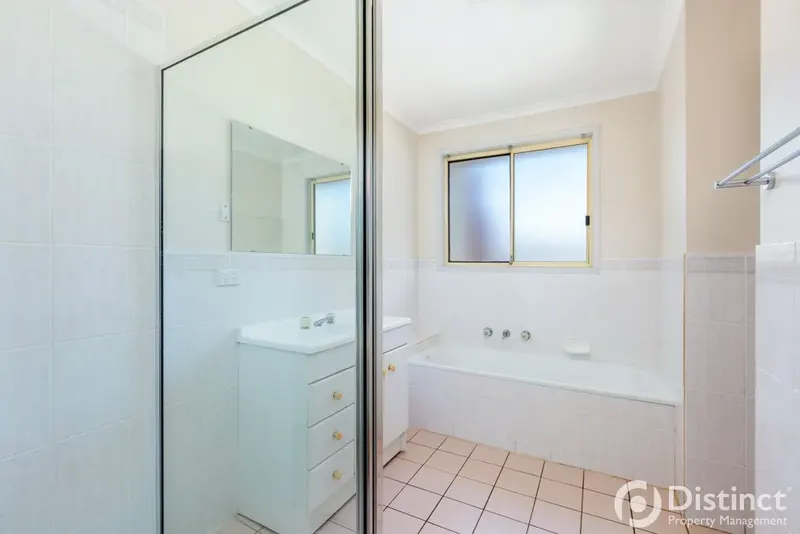 37/174 Clive Steele Avenue, Monash, photo 10