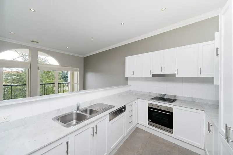 11/15 Fitzroy Crescent, Forrest, photo 4