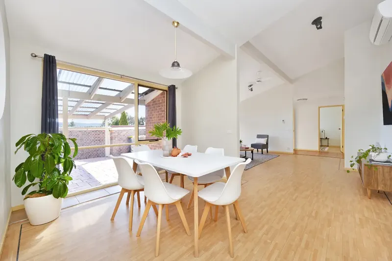 6 Sassafras Place, Isabella Plains, photo 5