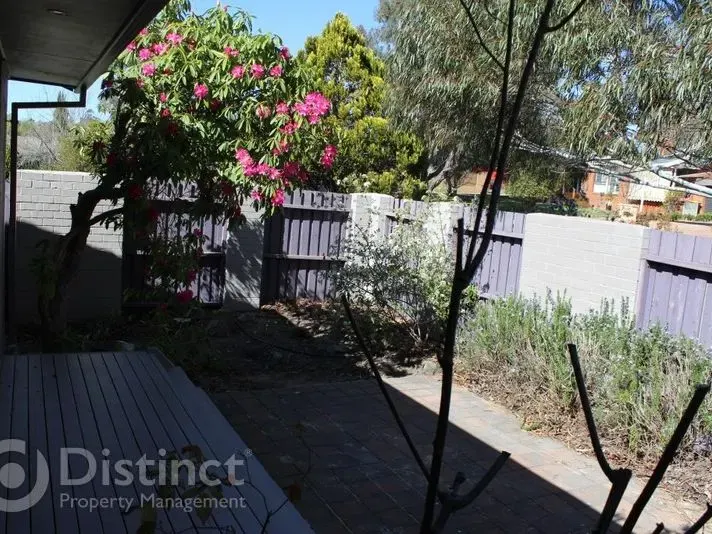 5 Ulm Street, Scullin, photo 15