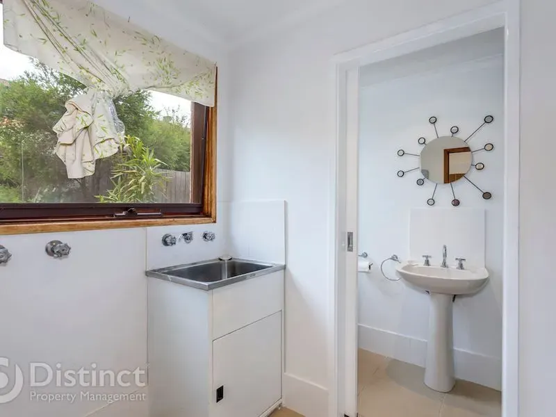 13 Mcelhone Court, Belconnen, photo 9
