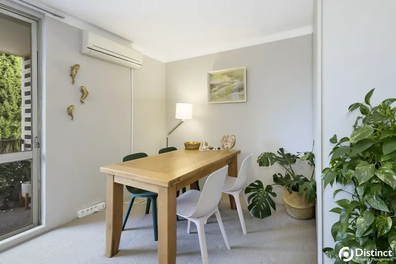 6/99 Canberra Avenue, Griffith, photo 5
