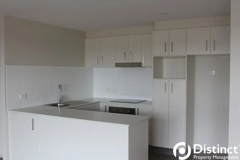 102/104 Henry Kendall Street, Franklin, photo 5