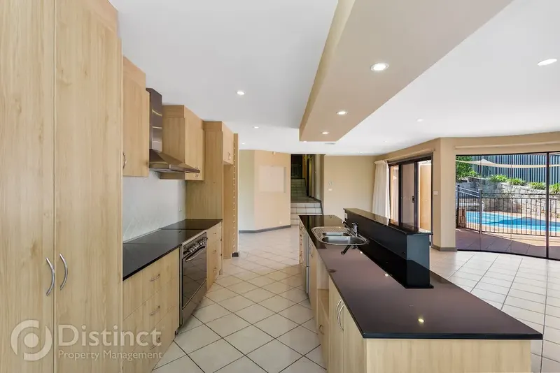 2 Teak Place, Jerrabomberra, photo 2