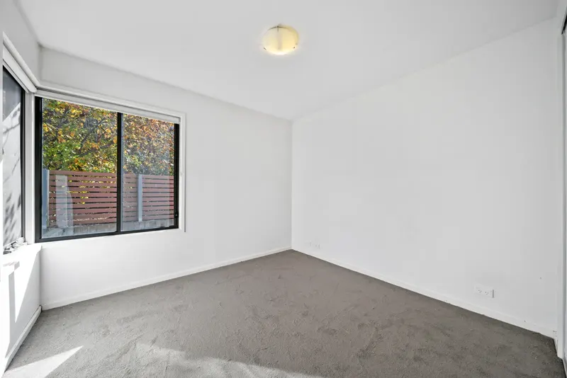32/39 Jerrabomberra Avenue, Narrabundah, photo 7