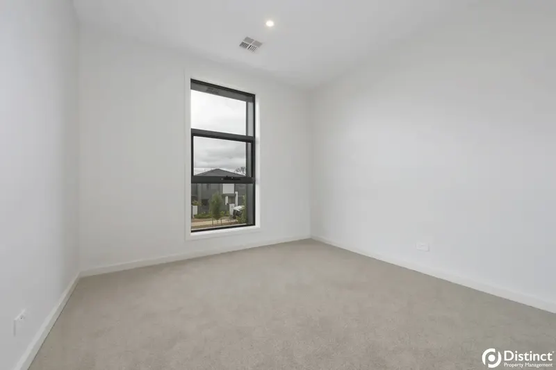 29 Pademelon Street, Throsby, photo 9