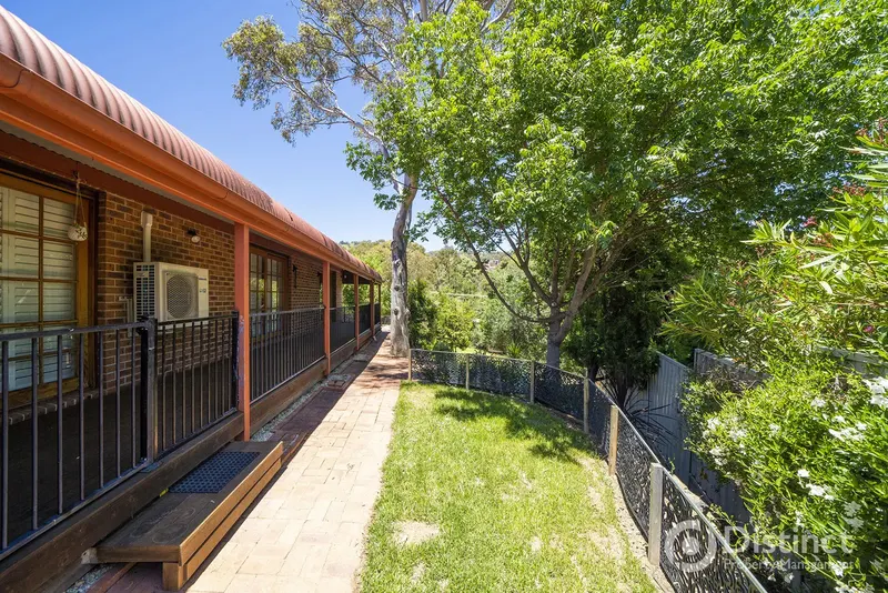 21 Burtt Crescent, Calwell