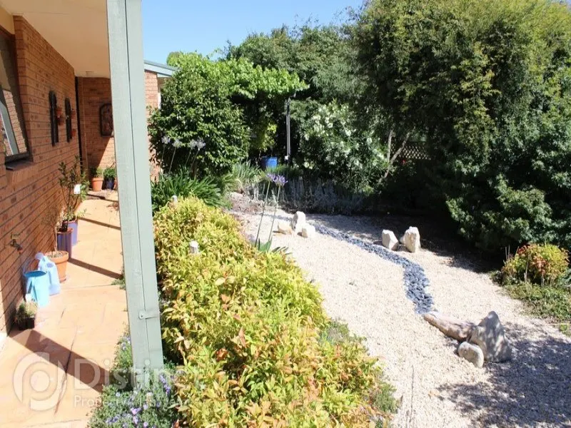 9 Lukey Place, Nicholls, photo 1