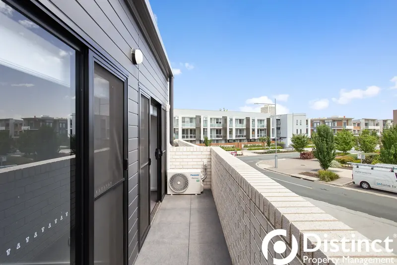 2/135 Easty Street, Phillip, photo 9