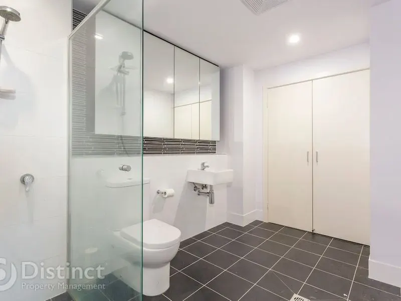 205/24 Philip Hodgins Street, Wright, photo 5