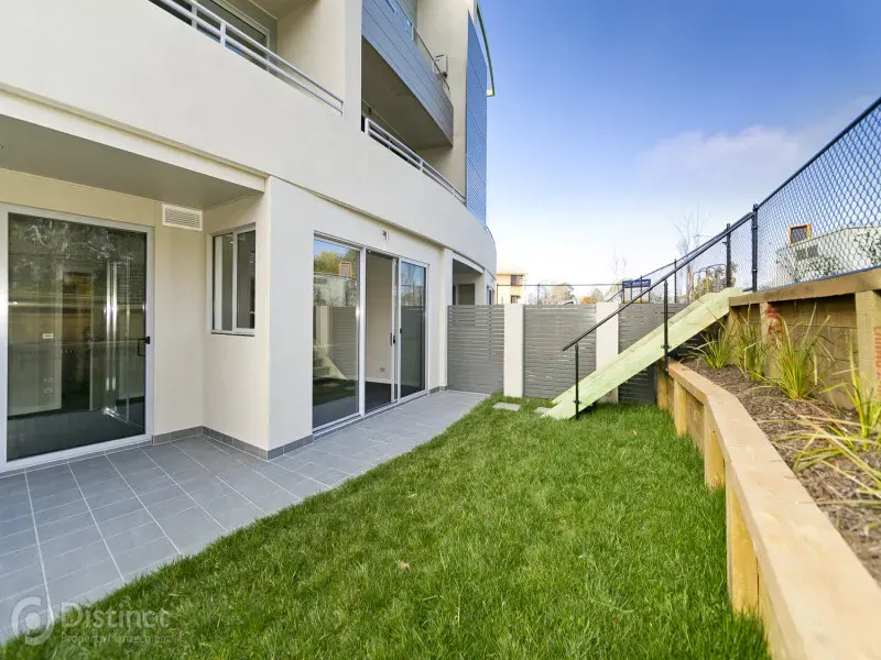 2/89 Allan Street, Curtin, photo 8