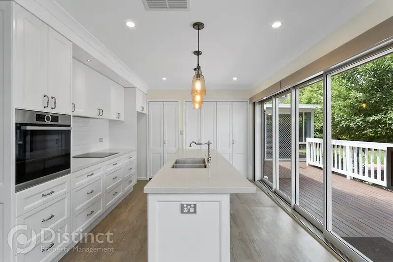 6 Allwood Street, Chifley, photo 3