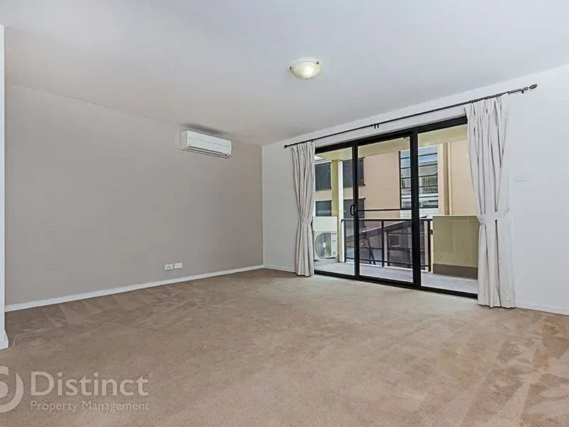 34/1 Gungahlin Place, Gungahlin, photo 3
