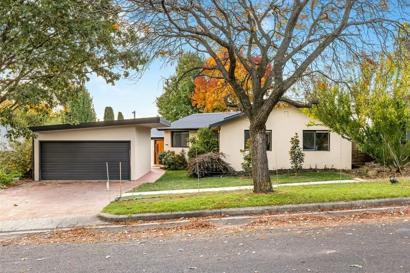 58 Carstensz Street, Griffith, photo 2