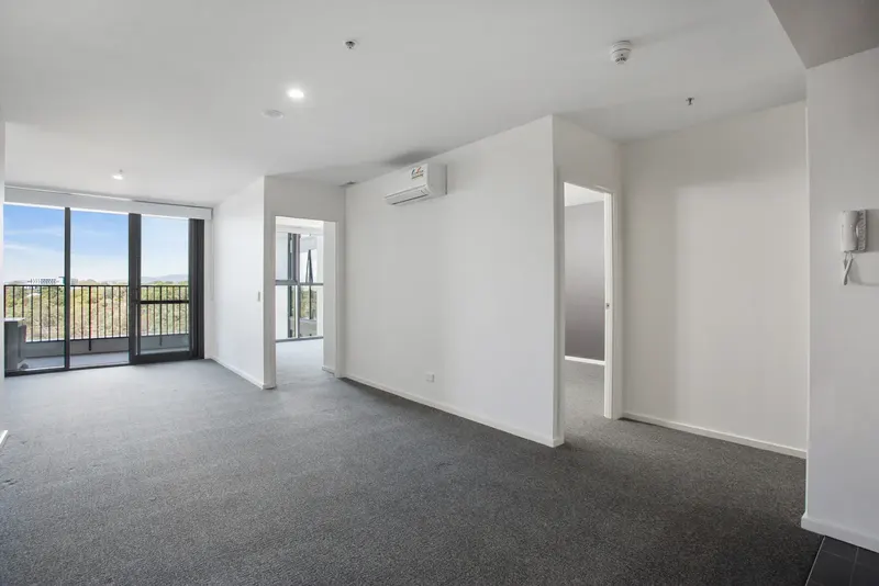 1110/120 Eastern Valley Way, Belconnen, photo 3