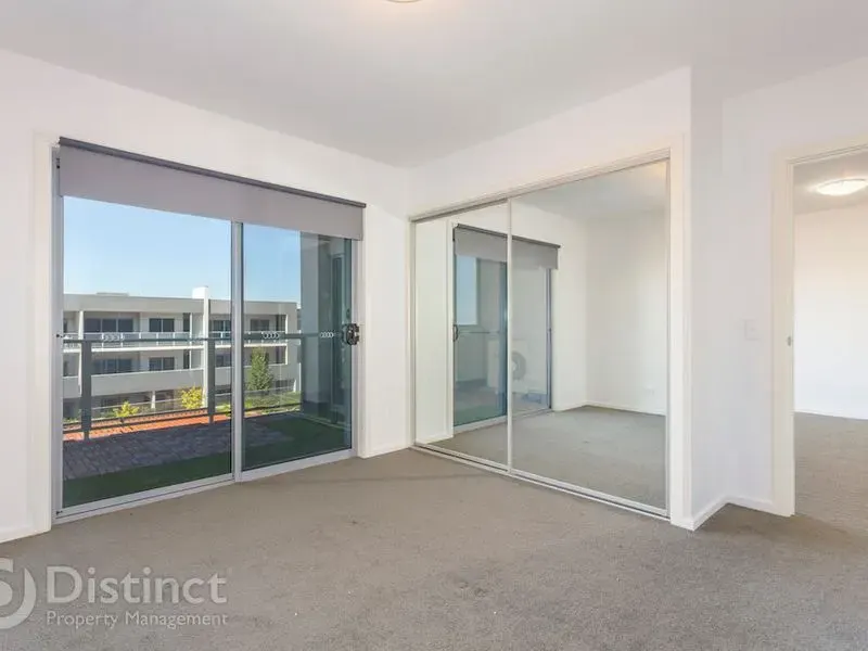 205/24 Philip Hodgins Street, Wright, photo 4